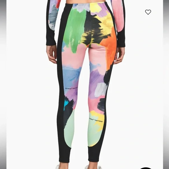 Off-White - Picture 3 of 10